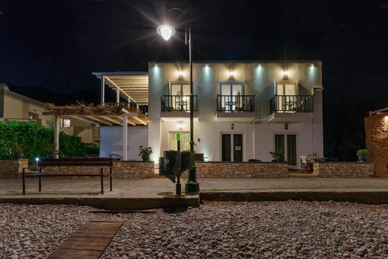 Uno Luxury Apartment With Sea View Livadia  Bagian luar foto