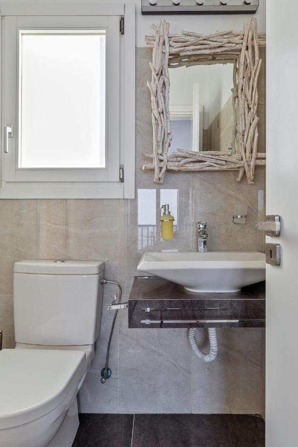 Uno Luxury Apartment With Sea View Livadia  Bagian luar foto