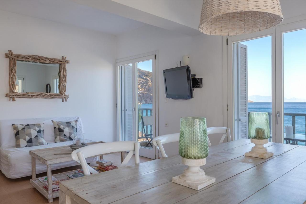 Uno Luxury Apartment With Sea View Livadia  Bagian luar foto