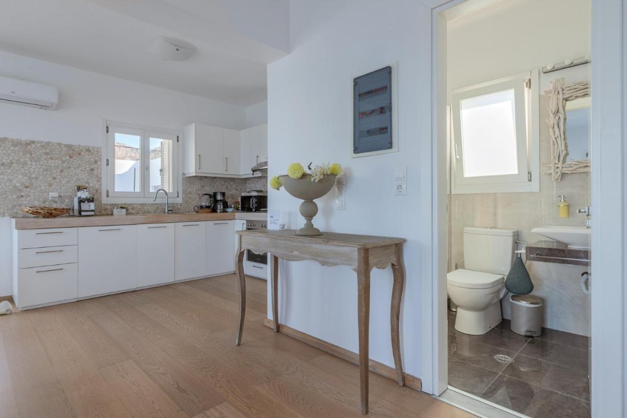 Uno Luxury Apartment With Sea View Livadia  Bagian luar foto