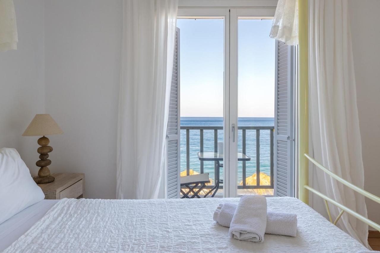 Uno Luxury Apartment With Sea View Livadia  Bagian luar foto